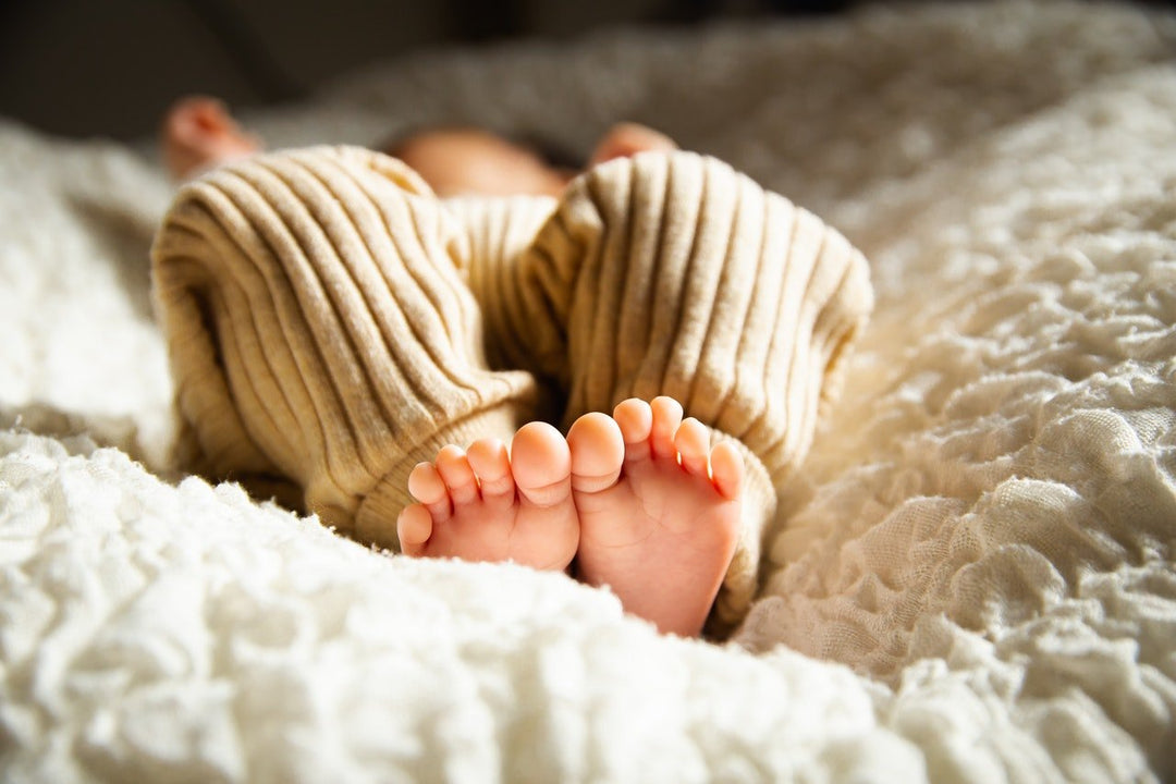 How to Sleep Train Your Baby? 3 Easy Steps! - FairyBaby